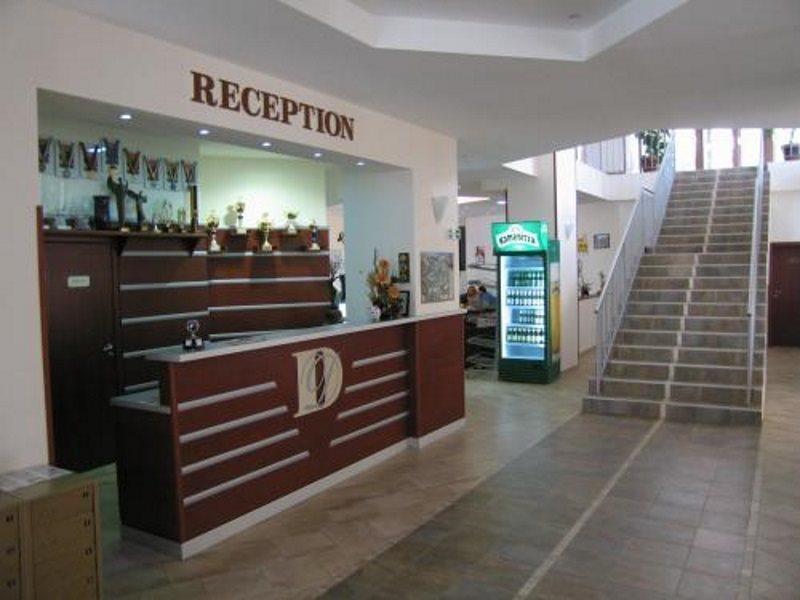 פמפורובו Dafovska Hotel מראה חיצוני תמונה